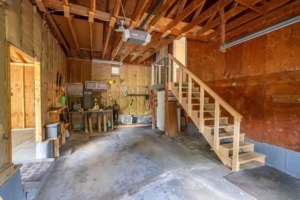 35 Parmenter Terrace China ME 04358