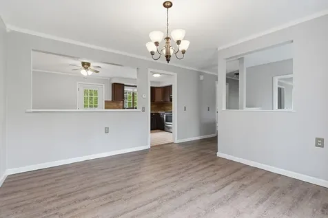 35 Parmenter Terrace China ME 04358