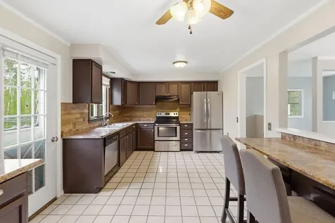 35 Parmenter Terrace China ME 04358