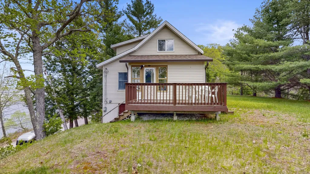 57 Riley Road Sabattus ME 04280