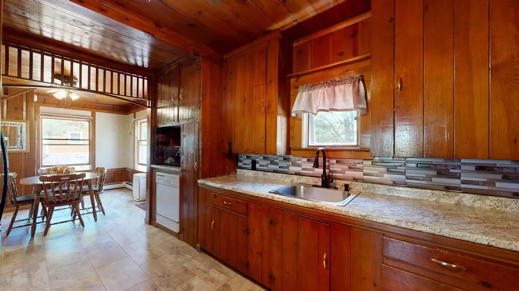 57 Riley Road Sabattus ME 04280