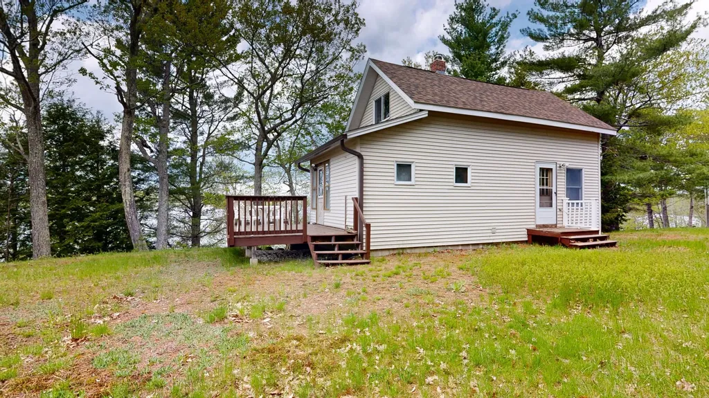 57 Riley Road Sabattus ME 04280