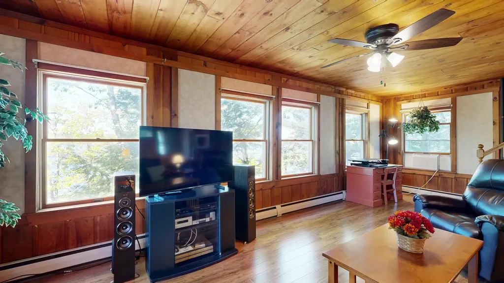 57 Riley Road Sabattus ME 04280