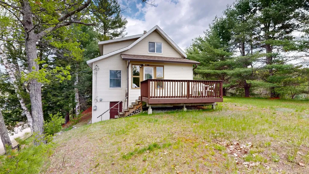 57 Riley Road Sabattus ME 04280