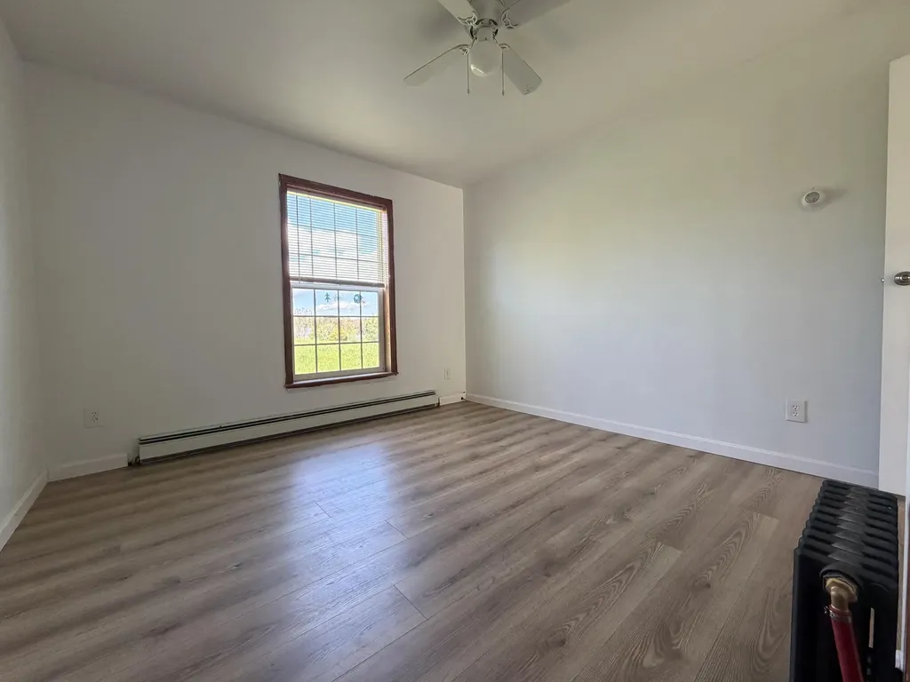 10 Heino Lane China ME 04358