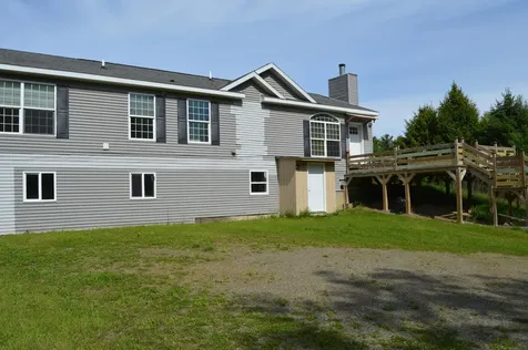 10 Heino Lane China ME 04358