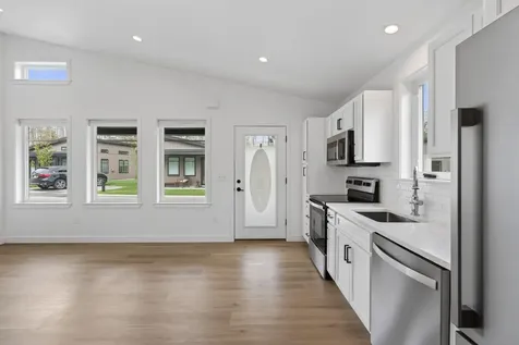 15 Canter Way Scarborough ME 04074