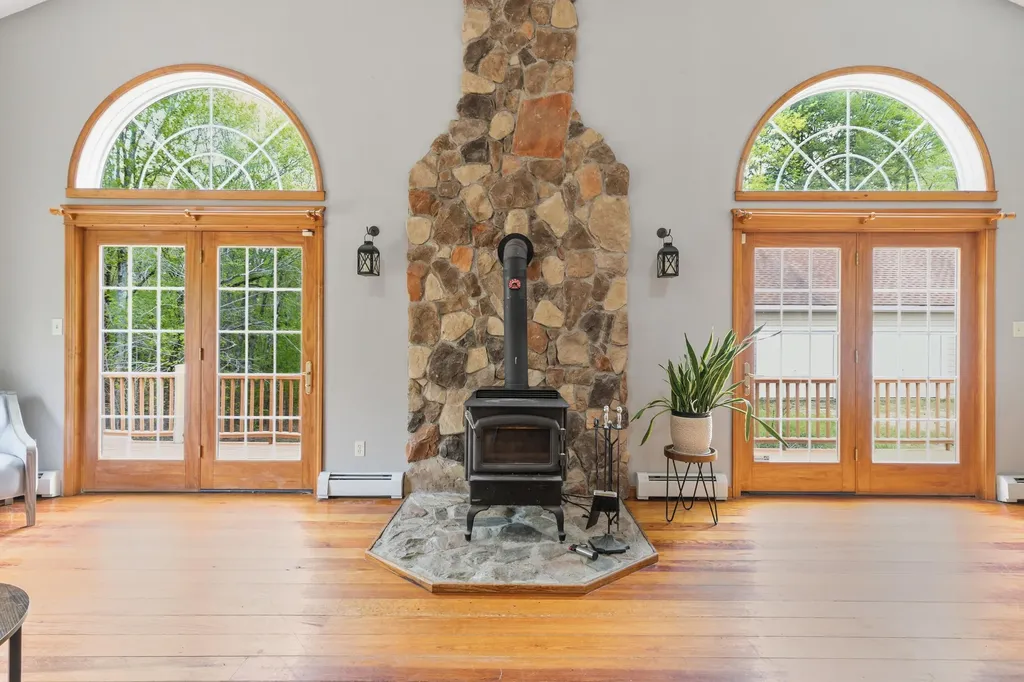 52 Valerie Lane New Gloucester ME 04260