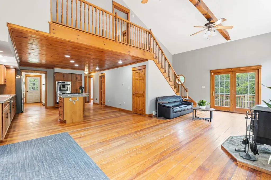 52 Valerie Lane New Gloucester ME 04260