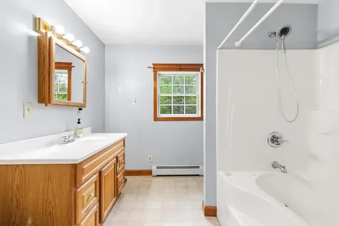 52 Valerie Lane New Gloucester ME 04260