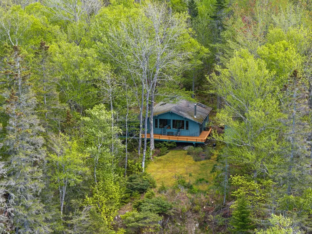 305 Bay View Drive Bar Harbor ME 04609
