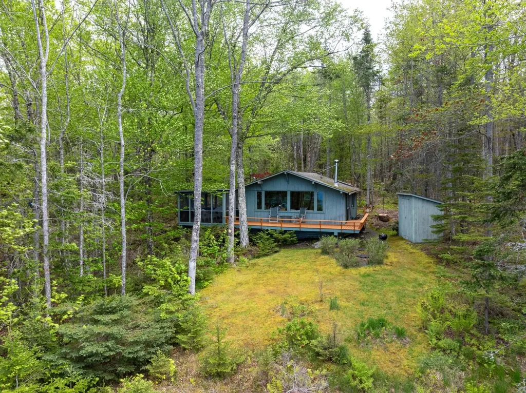 305 Bay View Drive Bar Harbor ME 04609