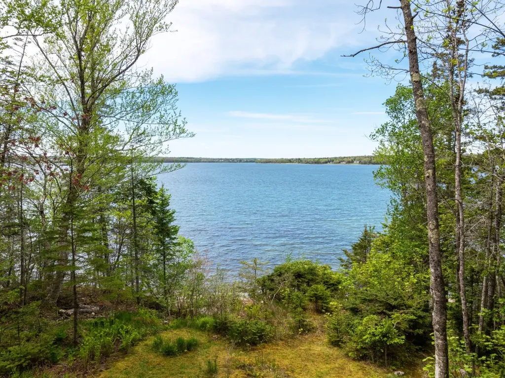 305 Bay View Drive Bar Harbor ME 04609