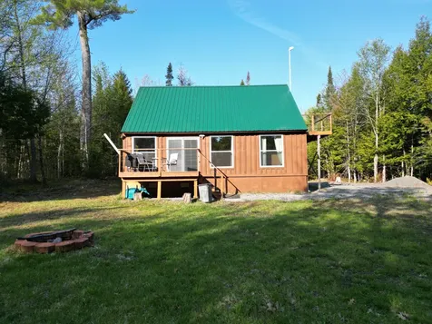21 Angel Lane Medford ME 04463