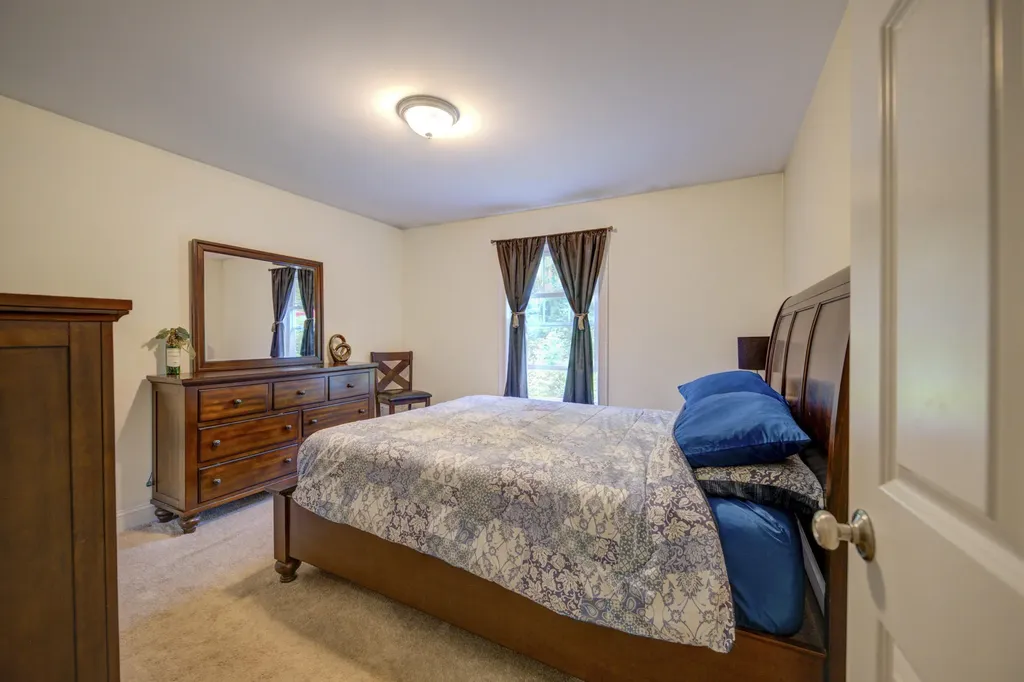 109 Highland Ridge Hollis ME 04042