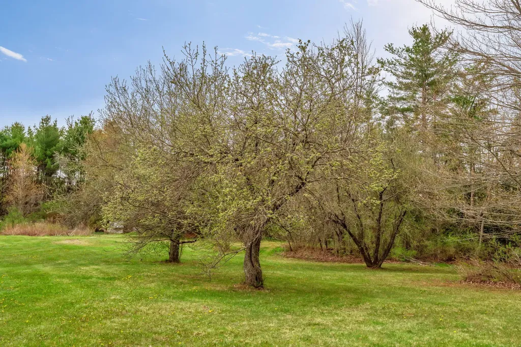 752 Detroit Road Troy ME 04987