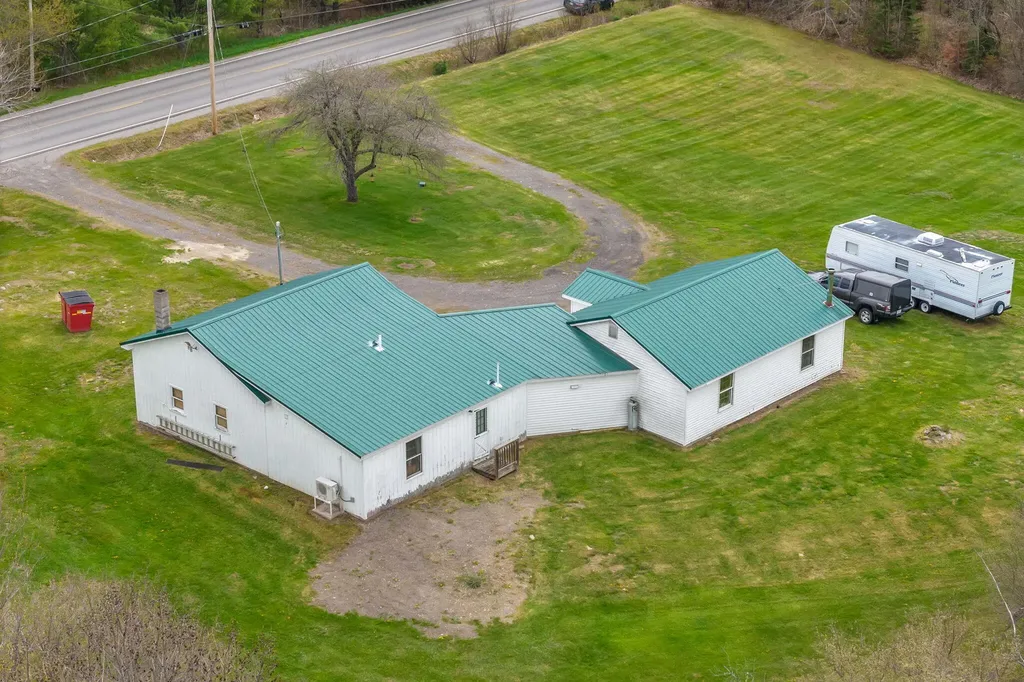 752 Detroit Road Troy ME 04987