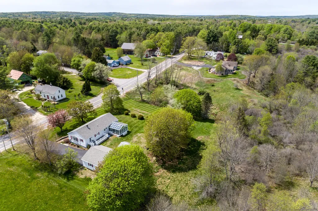 800 North Road North Yarmouth ME 04097
