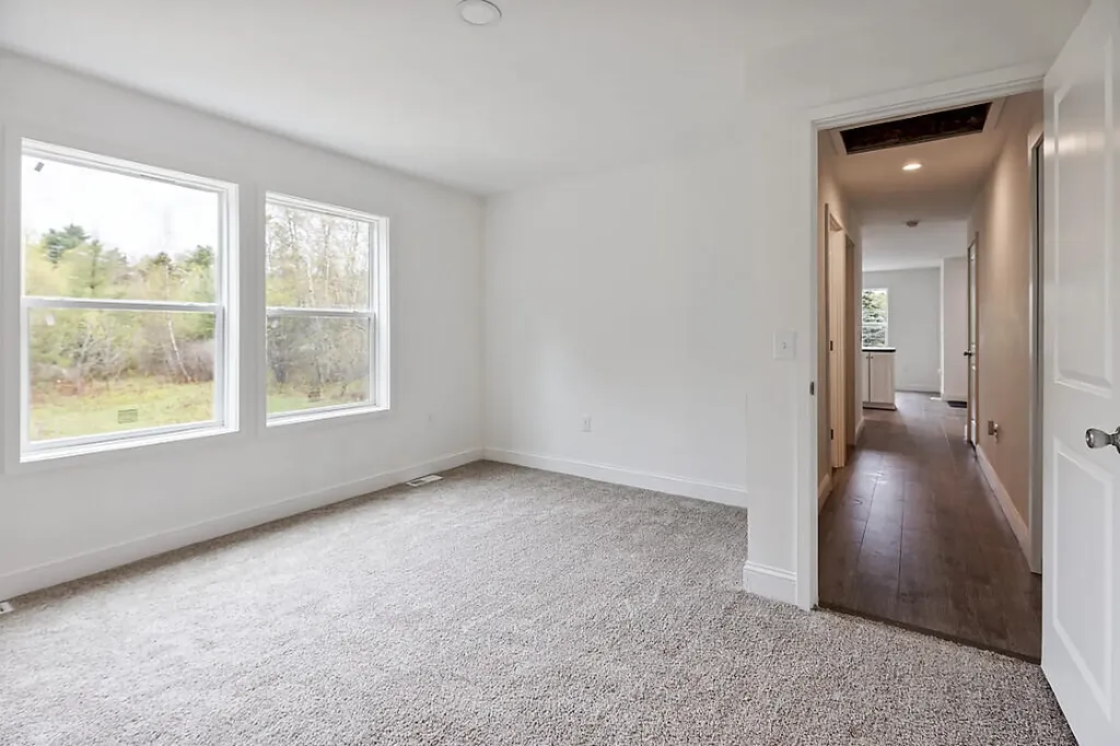 11 Cookson Road Burnham ME 04922