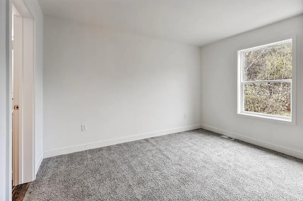 11 Cookson Road Burnham ME 04922