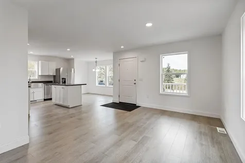 11 Cookson Road Burnham ME 04922