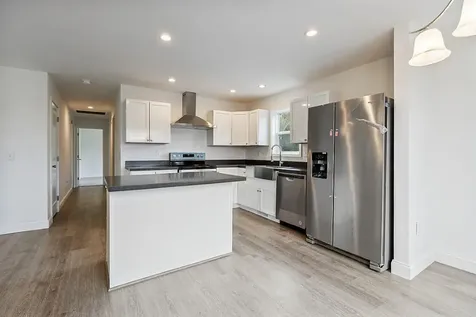 11 Cookson Road Burnham ME 04922