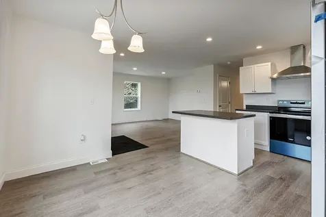 11 Cookson Road Burnham ME 04922