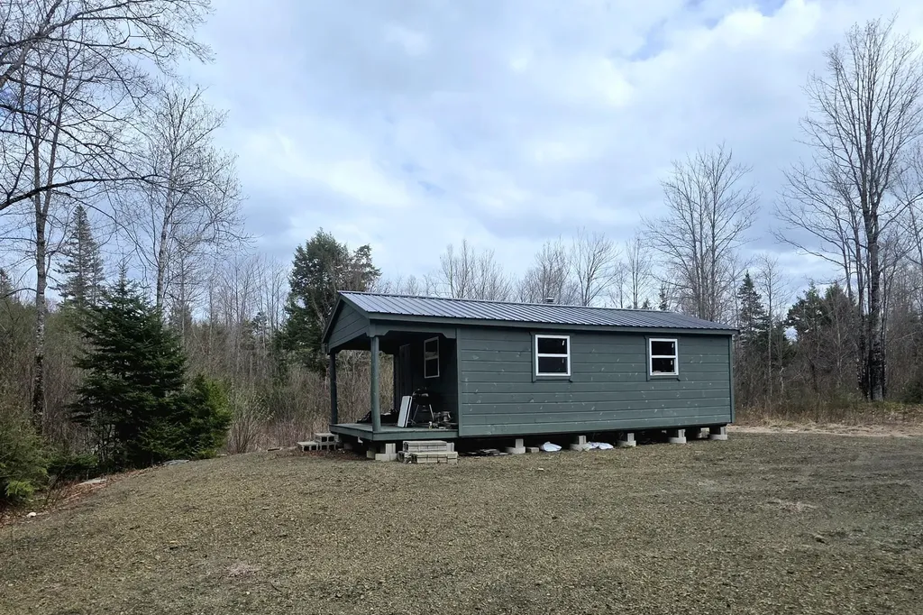 13 Bluff Drive Sherman ME 04776