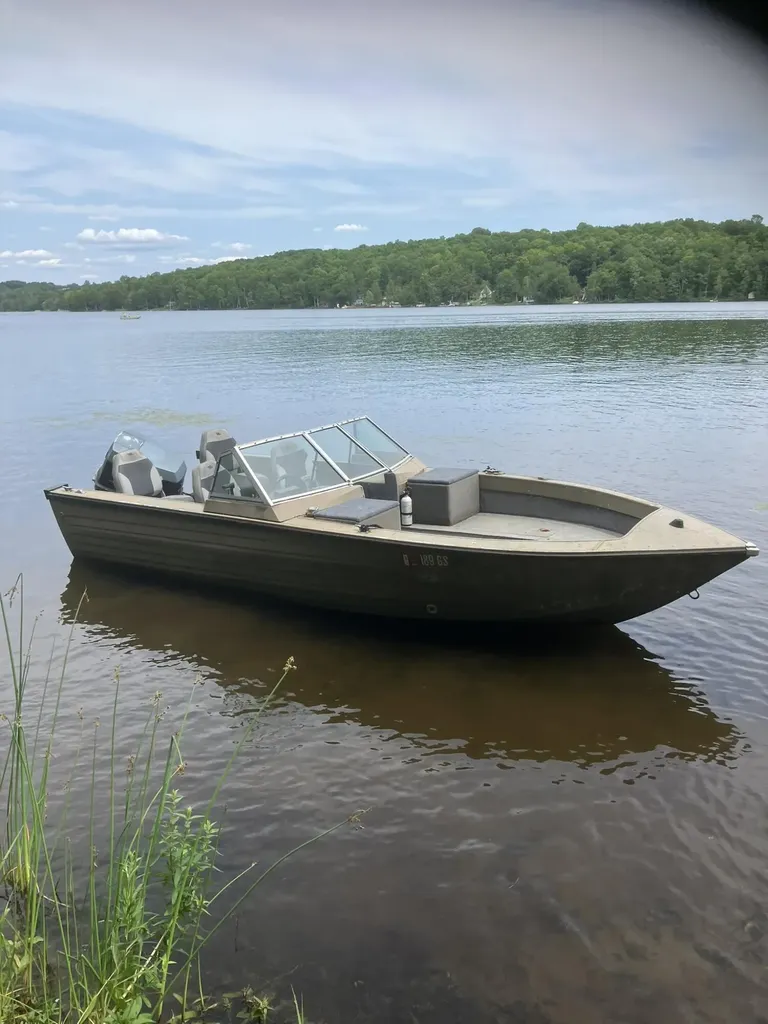 82 Lakeside Drive Saint Albans ME 04971
