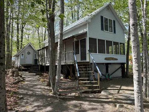 82 Lakeside Drive Saint Albans ME 04971