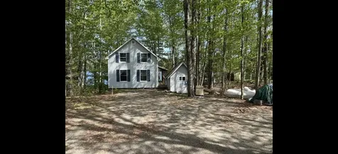82 Lakeside Drive Saint Albans ME 04971