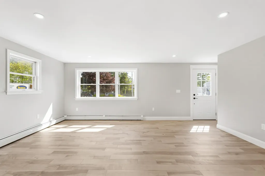 119 Capisic Street Portland ME 04102