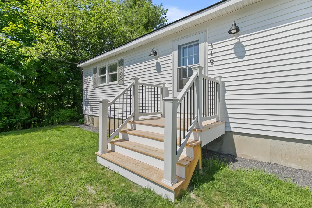 119 Capisic Street Portland ME 04102