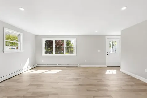 119 Capisic Street Portland ME 04102