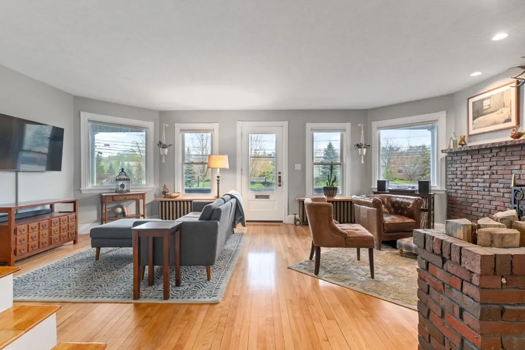 904 Washington Avenue Portland ME 04103