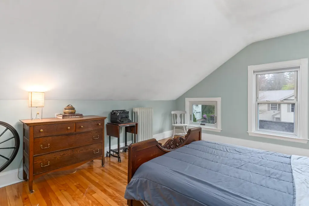 904 Washington Avenue Portland ME 04103