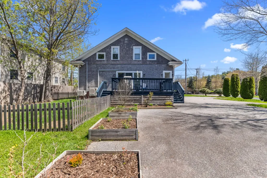 904 Washington Avenue Portland ME 04103