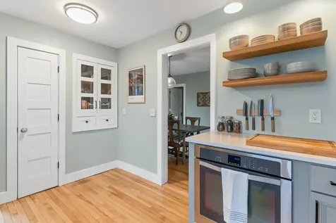 904 Washington Avenue Portland ME 04103