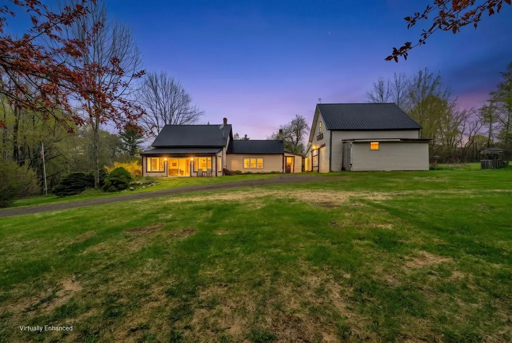 402 Webb Ridge Road Palmyra ME 04965