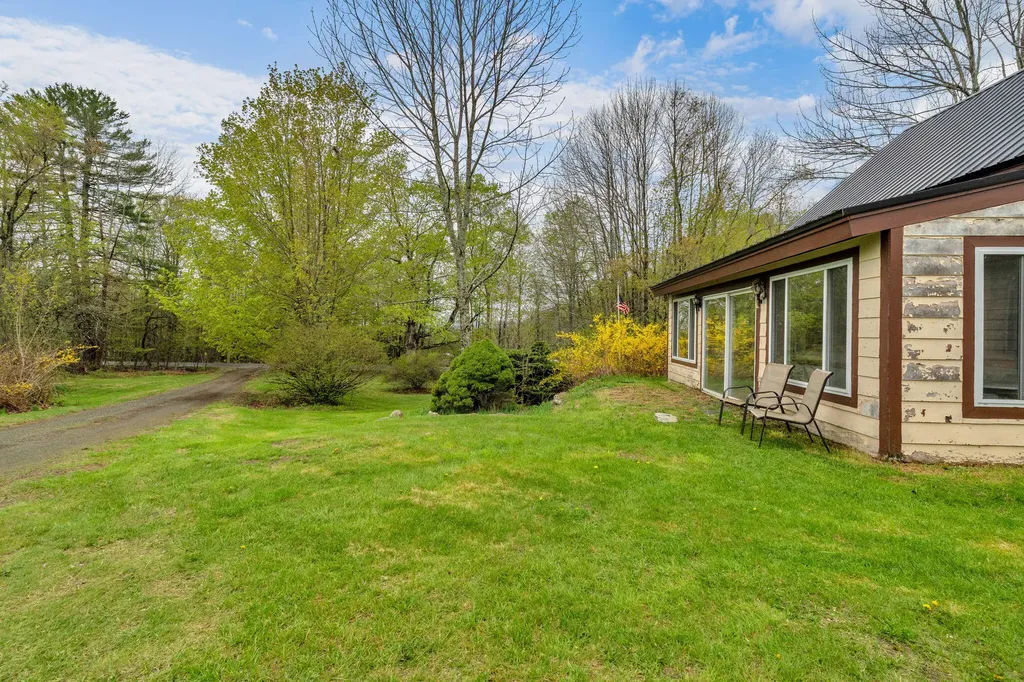402 Webb Ridge Road Palmyra ME 04965