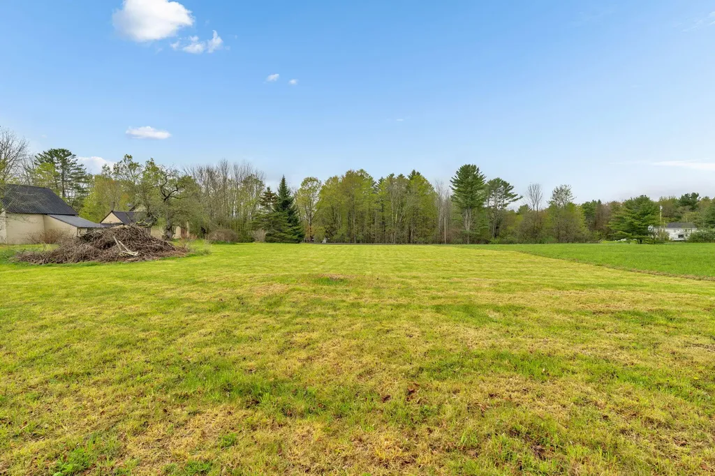 402 Webb Ridge Road Palmyra ME 04965
