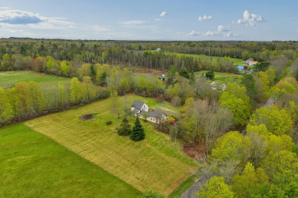 402 Webb Ridge Road Palmyra ME 04965