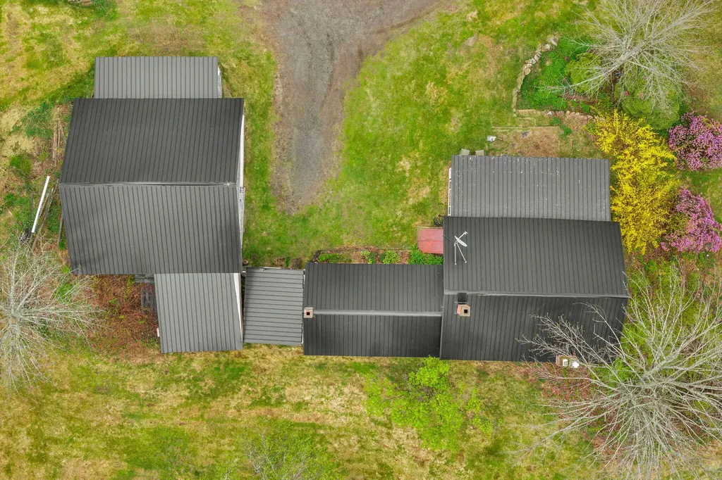402 Webb Ridge Road Palmyra ME 04965