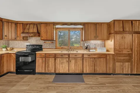 402 Webb Ridge Road Palmyra ME 04965