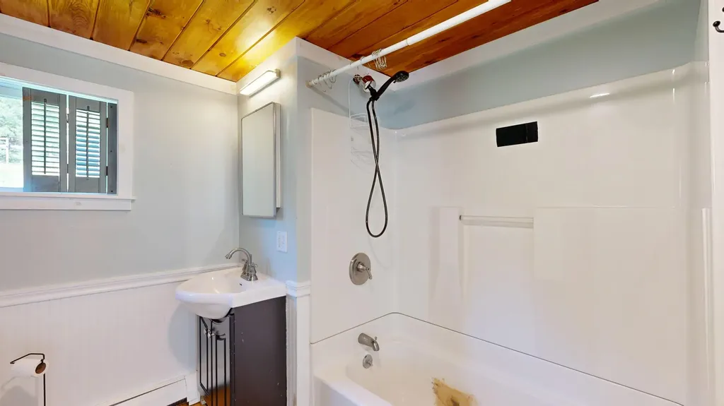 1337 Edes Falls Road Harrison ME 04040