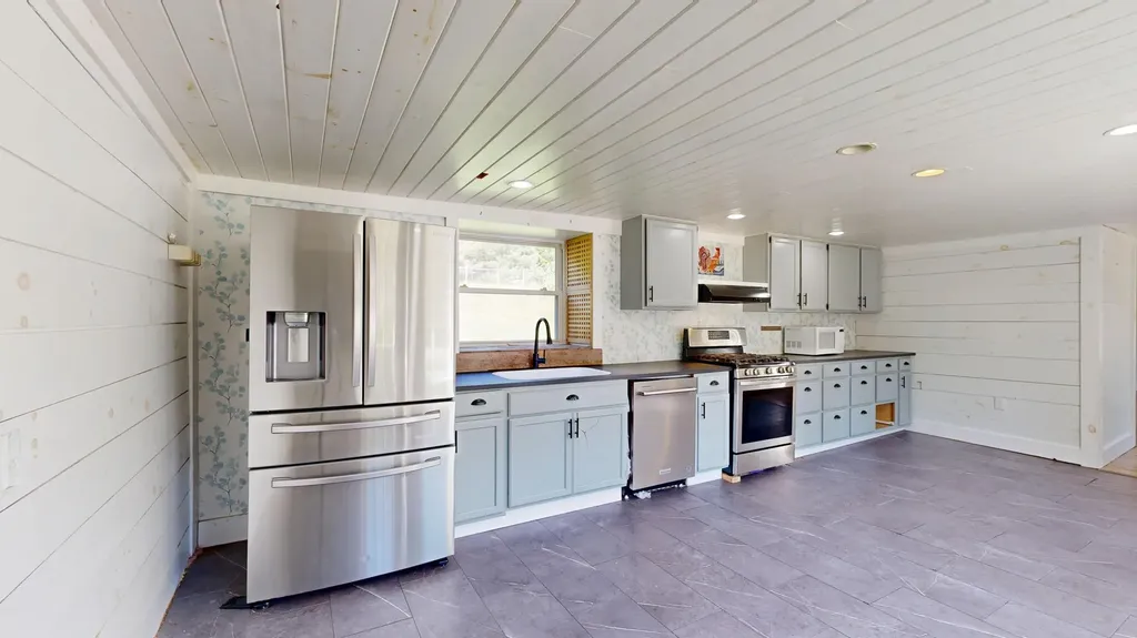 1337 Edes Falls Road Harrison ME 04040