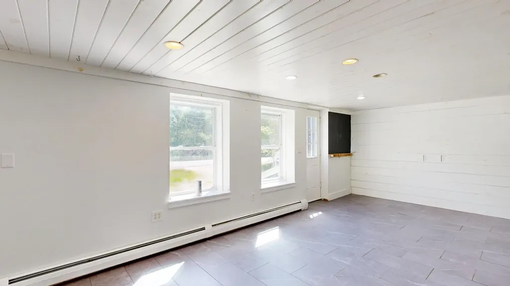 1337 Edes Falls Road Harrison ME 04040