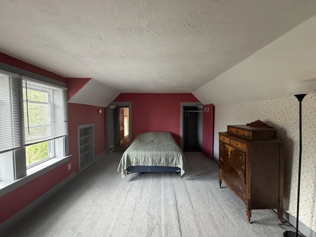2741 Lee Road Lee ME 04455