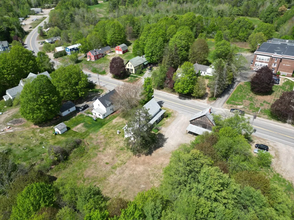 2741 Lee Road Lee ME 04455