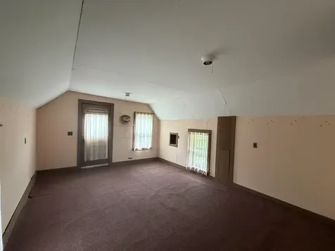 2741 Lee Road Lee ME 04455